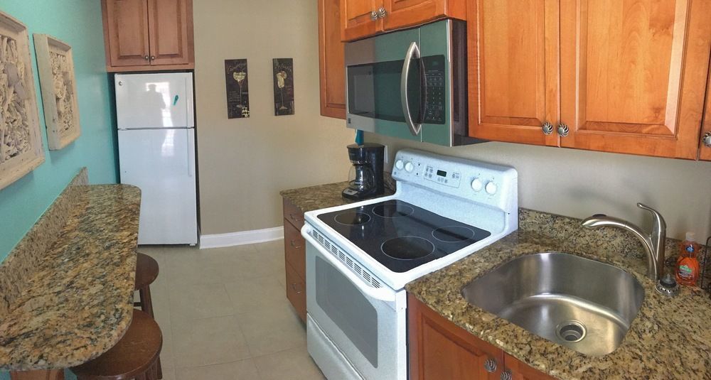 Blue Waters Treasure Island Villa St. Pete Beach Exterior photo